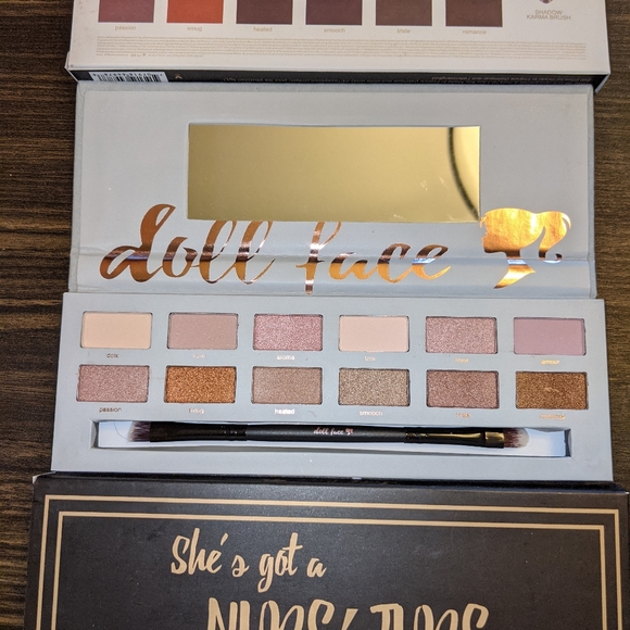 Makeup - Picture 8 of 16